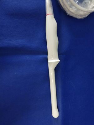 Une sonde à ultrasons sans fil pour les examens médicaux.