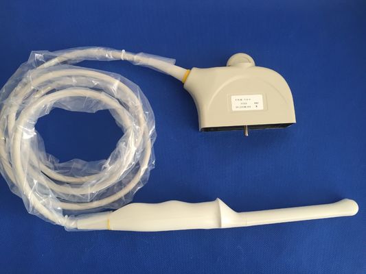 Sondage transvaginal par ultrasons pour les examens médicaux